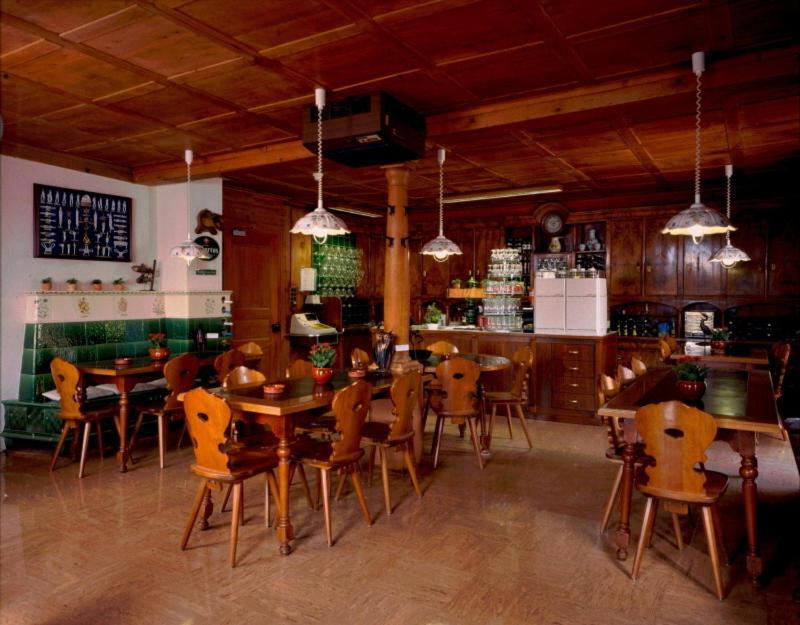 Gasthaus Zum Kreuz Meggen Bagian luar foto